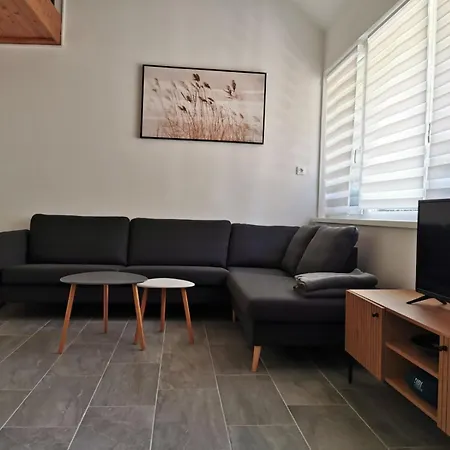 Platan Lazan Nyaralohaz Holiday home *